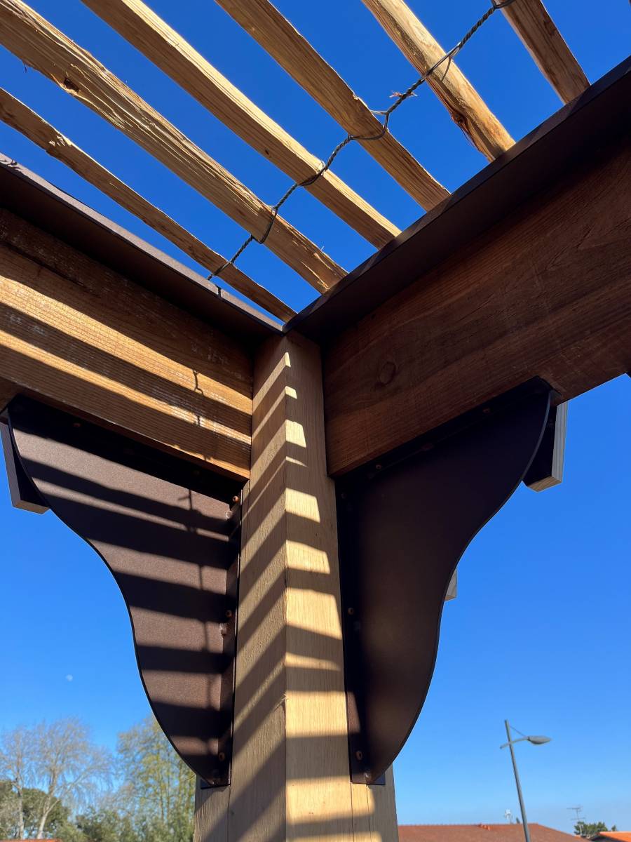 Où trouver un artisan sérieux pour rénovation façade sur la commune de Lège Cap Ferret