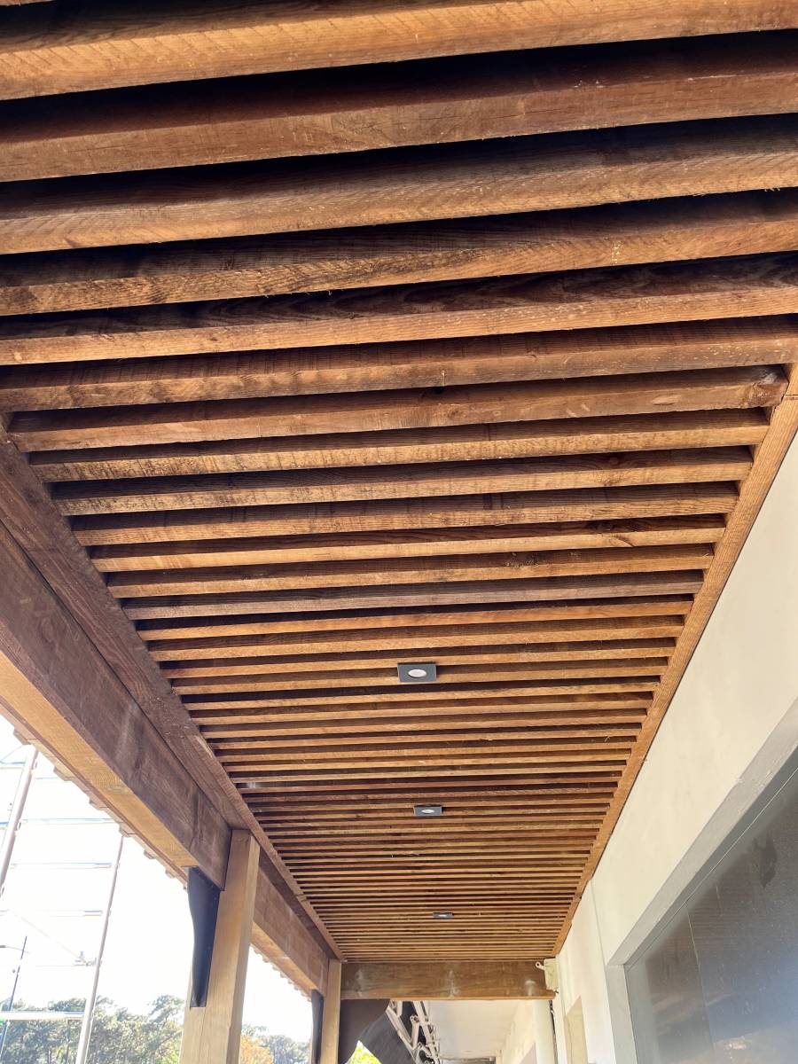 Artisan construction bois sur le Bassin d'Arcachon